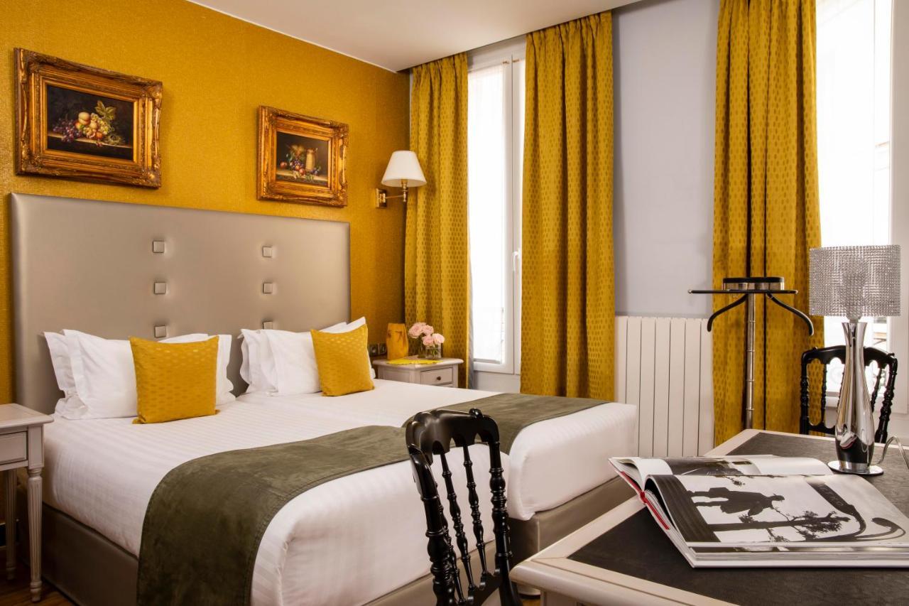 Hotel Plaza Elysees Paris Bagian luar foto
